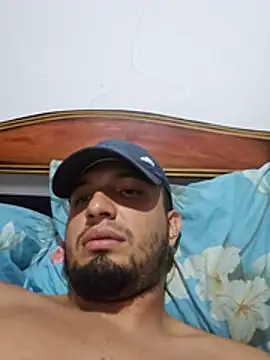 Snapshot of coflambig chatting on 07-25-26, 03:59 coflambig online show from 07-25-26, 03:59