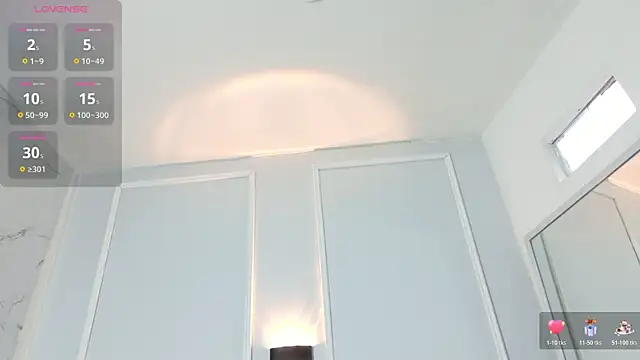 melannyhot69 online show from 08-04-26, 10:23