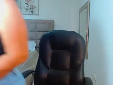 juanitaaxoox online show from 07-22-26, 01:25