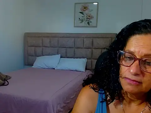 juanitaaxoox online show from 07-28-26, 01:43