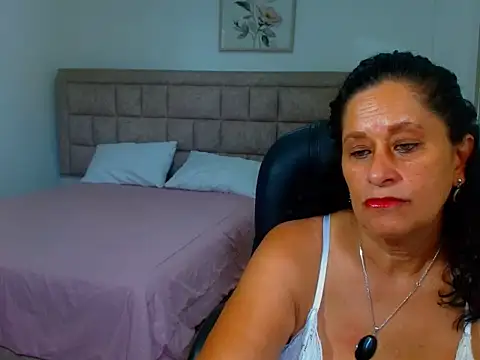 juanitaaxoox online show from 07-28-26, 02:13