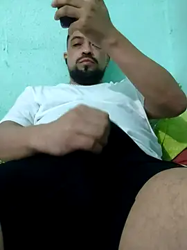 Snapshot of Fdiego19 chatting on 06-23-26, 09:18 Fdiego19 online show from 06-23-26, 09:18