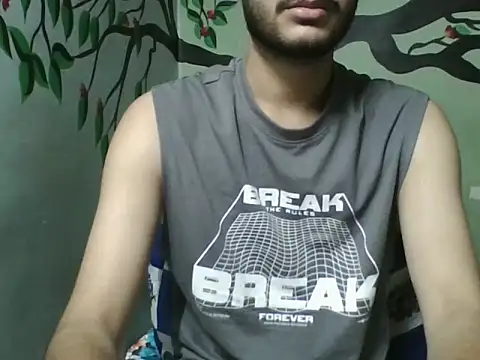 Snapshot of Underrock chatting on 07-15-26, 02:44 Underrock online show from 07-15-26, 02:44