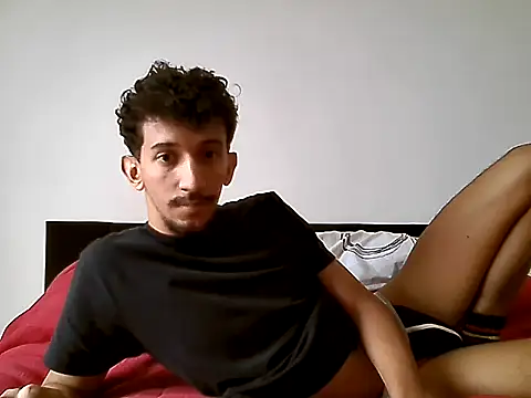 Snapshot of kngmah chatting on 06-20-26, 04:54 kngmah online show from 06-20-26, 04:54