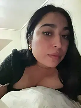 Snapshot of Kittynoir_Chile chatting on 07-14-26, 05:12 Kittynoir Chile online show from 07-14-26, 05:12