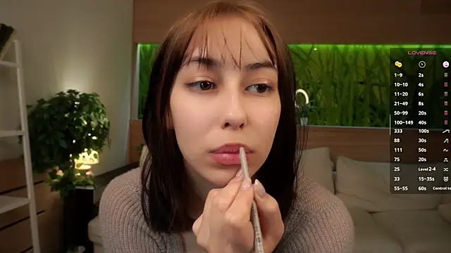 Snapshot of KiaraTennille chatting on 07-20-26, 04:38 KiaraTennille online show from 07-20-26, 04:38