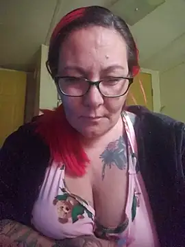 TattedLove4 online show from 06-18-26, 10:36