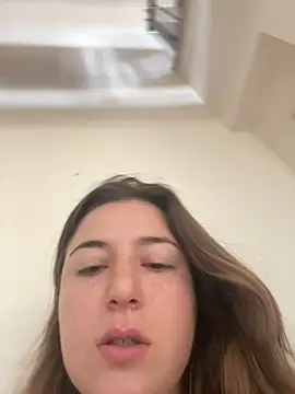 Snapshot of kate_nicepops333221 chatting on 06-20-26, 07:44 kate nicepops333221 online show from 06-20-26, 07:44