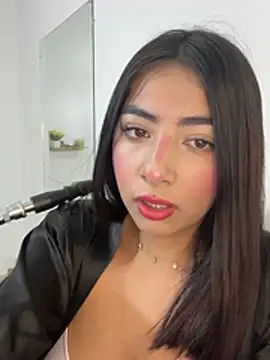Snapshot of cherry_skinnyy_ chatting on 07-25-26, 01:36 cherry skinnyy online show from 07-25-26, 01:36