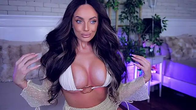 Snapshot of annabellahot chatting on 06-11-26, 03:59 annabellahot online show from 06-11-26, 03:59