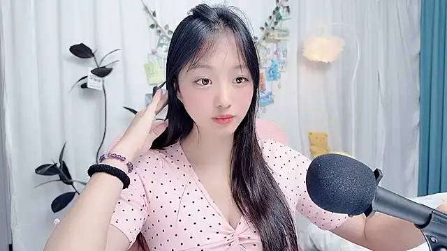 Winnie666999 online show from 08-06-26, 03:25