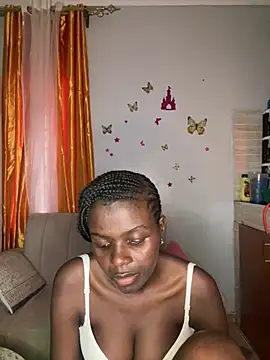Snapshot of Triskymaya chatting on 06-24-26, 03:33 Triskymaya online show from 06-24-26, 03:33