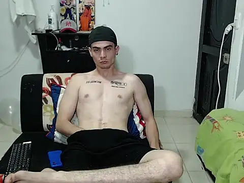 Snapshot of Zac_Efront chatting on 07-21-26, 05:43 Zac Efront online show from 07-21-26, 05:43