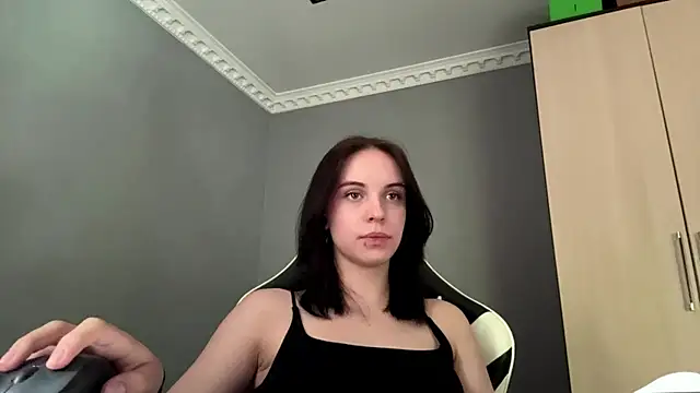 martinienjoyer online show from 07-22-26, 08:06
