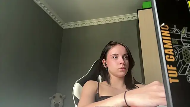 martinienjoyer online show from 07-24-26, 09:29