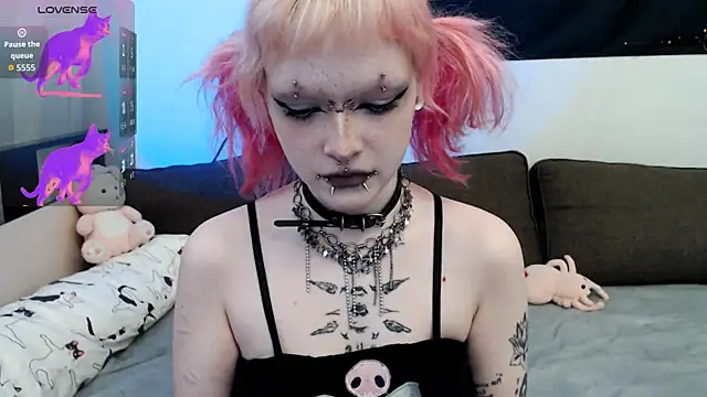 meow nicole online show from 07-21-26, 05:32