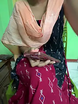 Snapshot of School_girl_tanisha chatting on 07-18-26, 07:01 School girl tanisha online show from 07-18-26, 07:01