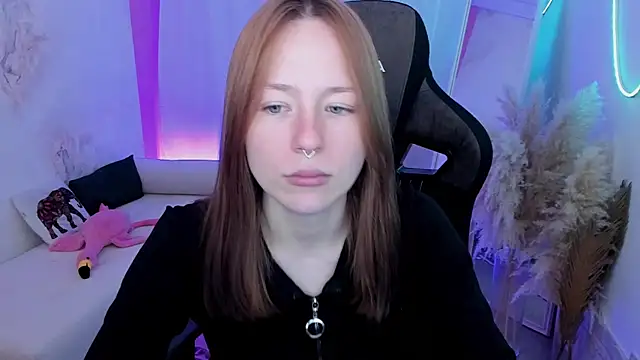 DamnWitchh online show from 07-18-26, 05:33