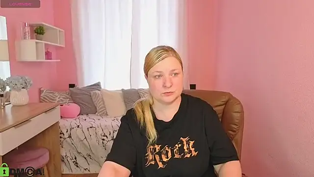 Ammy Soon online show from 07-08-26, 01:10
