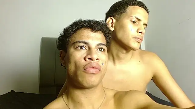 Jose And Daniel online show from 06-25-26, 05:12