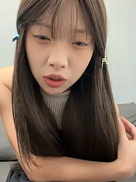 Snapshot of YY-1-1-1 chatting on 07-15-26, 07:02 YY-1-1-1 online show from 07-15-26, 07:02