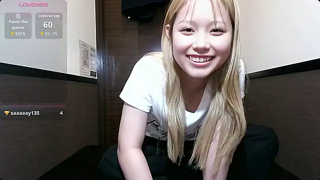 ichigochan2 online show from 07-17-26, 04:41
