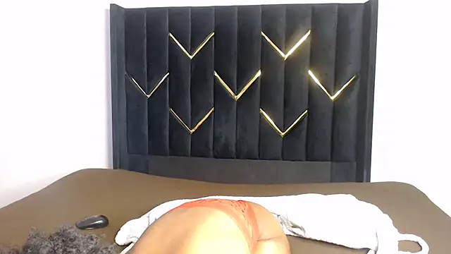 EbonyPoisonCunt online show from 07-05-26, 06:42