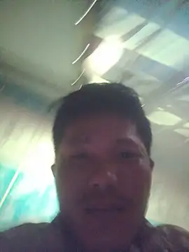 hottraibao93 online show from 06-27-26, 05:12