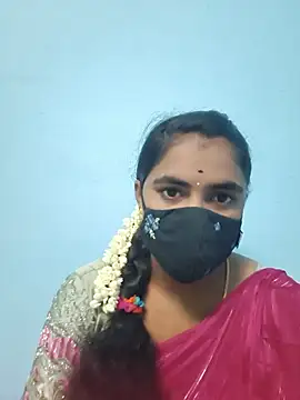 Snapshot of Megavarthinii chatting on 06-27-26, 12:44 Megavarthinii online show from 06-27-26, 12:44