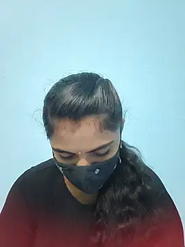 Snapshot of Megavarthinii chatting on 07-10-26, 12:48 Megavarthinii online show from 07-10-26, 12:48