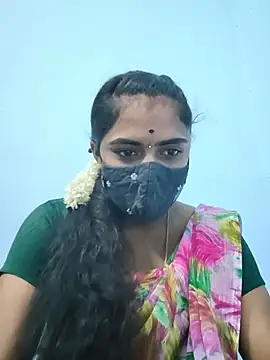 Snapshot of Megavarthinii chatting on 07-25-26, 02:53 Megavarthinii online show from 07-25-26, 02:53