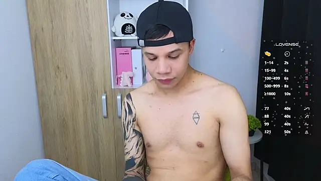 Snapshot of Im_Marco_ chatting on 07-04-26, 03:13 Im Marco online show from 07-04-26, 03:13