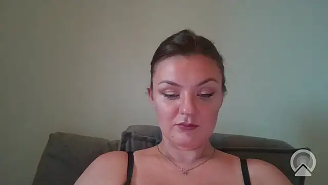 Snapshot of Zorelyva chatting on 07-20-26, 10:39 Zorelyva online show from 07-20-26, 10:39