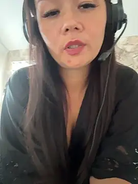 Snapshot of FaithWeigel chatting on 07-18-26, 02:54 FaithWeigel online show from 07-18-26, 02:54