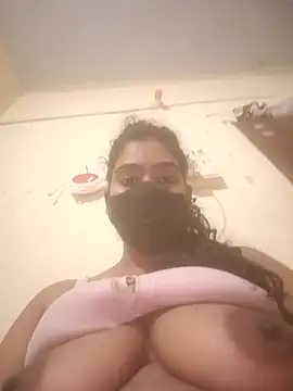 Cute-girlyy online show from 07-25-26, 11:08