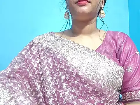 Snapshot of Adhiti_1 chatting on 07-12-26, 05:15 Adhiti 1 online show from 07-12-26, 05:15