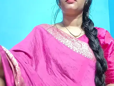 Snapshot of Adhiti_1 chatting on 07-14-26, 05:40 Adhiti 1 online show from 07-14-26, 05:40