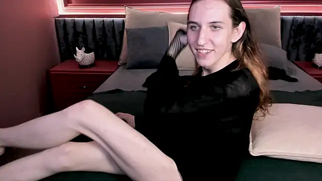 Snapshot of ChrisyBevy chatting on 07-05-26, 04:19 ChrisyBevy online show from 07-05-26, 04:19