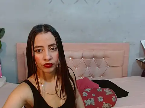 Snapshot of taliana_pulgarin chatting on 07-17-26, 01:29 taliana pulgarin online show from 07-17-26, 01:29