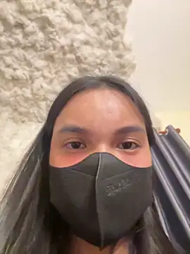   SweetPoison   online show from 06-27-26, 10:20
