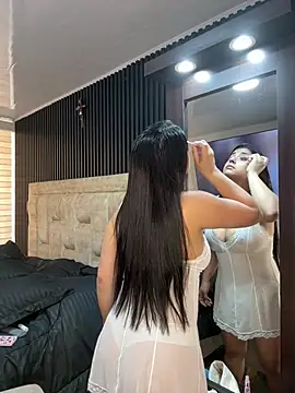 AshleyLoren online show from 07-10-26, 06:43