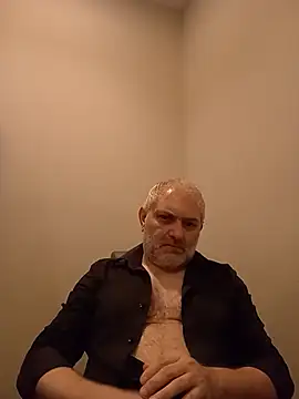 Snapshot of Alessio8000 chatting on 07-01-26, 10:53 Alessio8000 online show from 07-01-26, 10:53