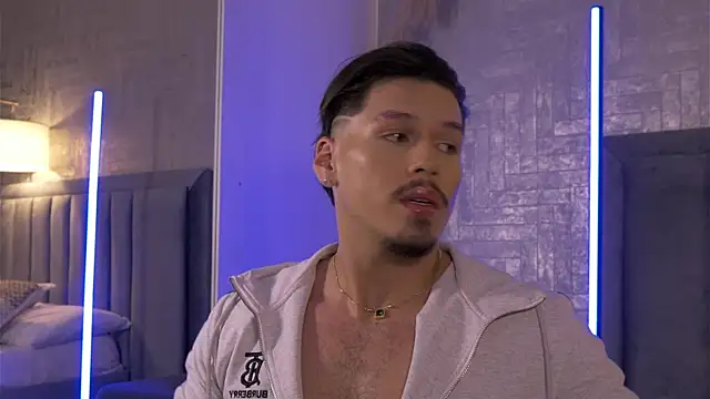 NiklasBruun online show from 07-15-26, 03:23