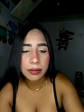 Snapshot of alice_xoxo_ chatting on 07-30-26, 02:10 alice xoxo online show from 07-30-26, 02:10