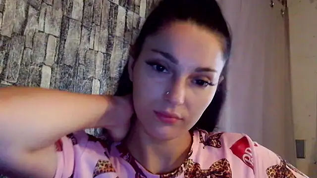 Eda kiss online show from 06-28-26, 03:18