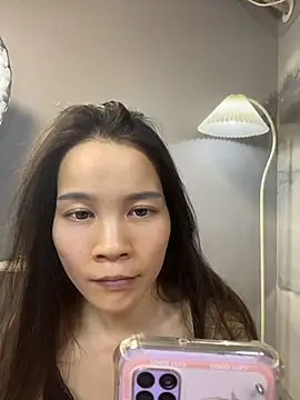 Snapshot of xiaojiujiu0013 chatting on 07-17-26, 04:45 xiaojiujiu0013 online show from 07-17-26, 04:45