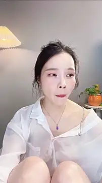 Snapshot of xiaojiujiu0013 chatting on 07-25-26, 04:04 xiaojiujiu0013 online show from 07-25-26, 04:04