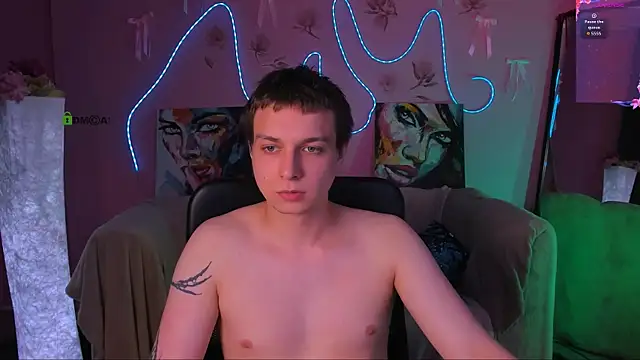 Snapshot of eric_nova chatting on 07-28-26, 02:35 eric nova online show from 07-28-26, 02:35