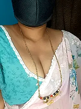 Snapshot of Anusha_cute27 chatting on 07-01-26, 05:02 Anusha cute27 online show from 07-01-26, 05:02