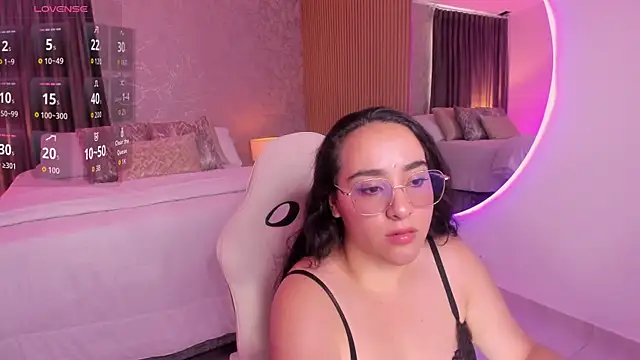Viiolet rosee online show from 07-21-26, 06:54